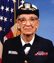 Grace Murray Hopper – doamna amiral programator