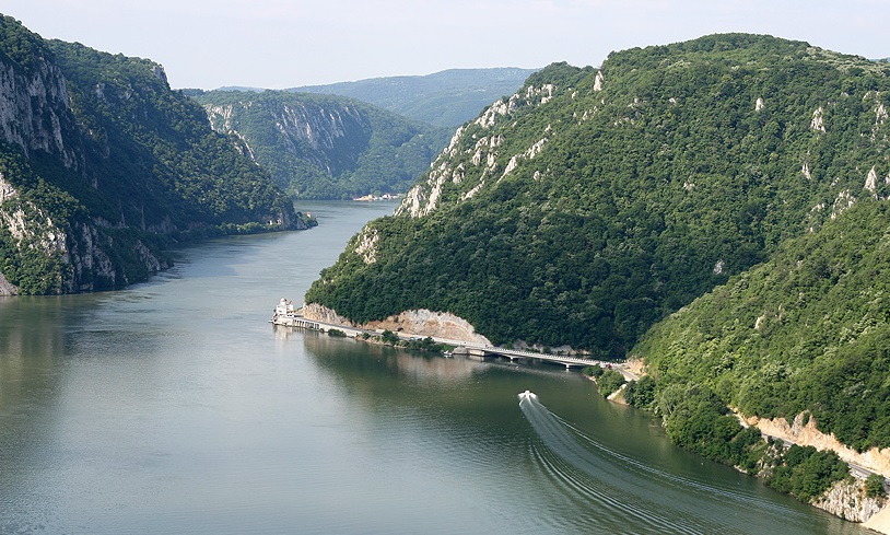 Cazanele Dunării, una dintre cele mai spectaculoase zone din Europa. Frumusețea peisajelor este răpitoare