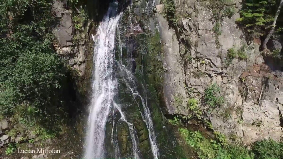 Cascada Buciaș și cascada Fata Moartă, două din frumusețile ascunse ale României